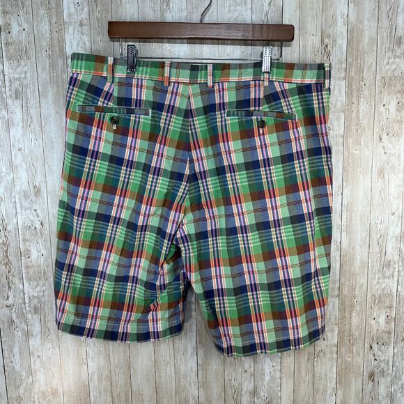 Brooks Brothers 346 Shorts Mens 40 Green Pink Blue Madras Plaid Preppy Summer - Picture 2 of 8